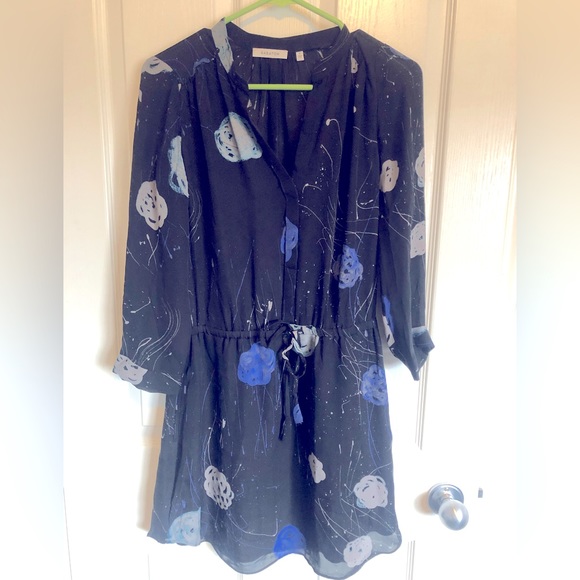 100% SILK Aritzia Babaton BENNETT Dress - Small - Like New - Picture 1 of 3